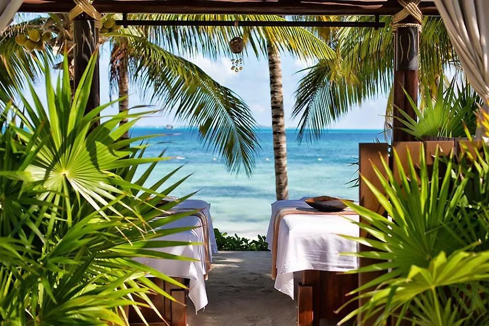 Luxury Getaway Ocean View Hotel Isla Mujeres 5*,  Mexico