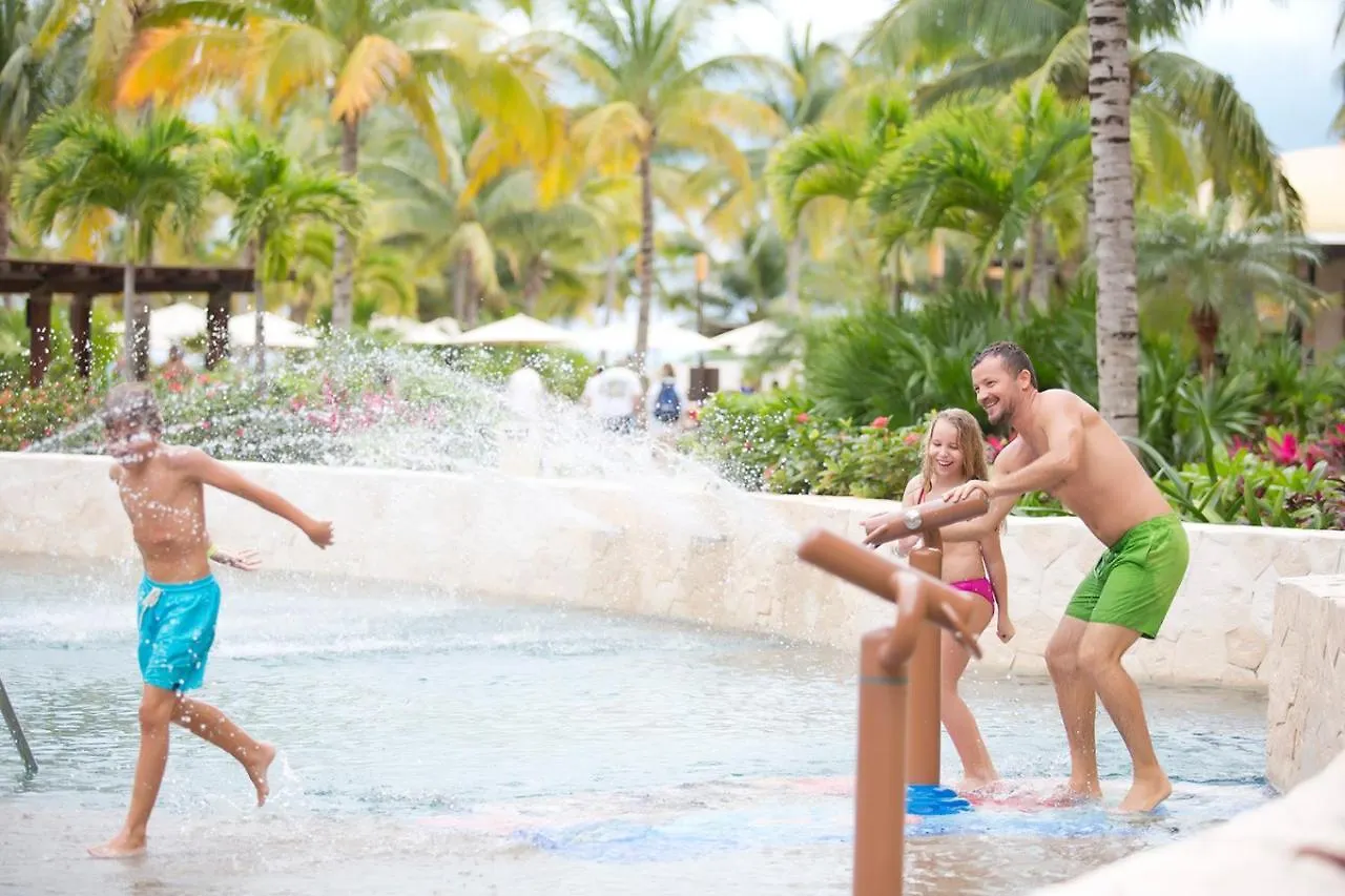 Luxury Getaway Ocean View Hotel Isla Mujeres