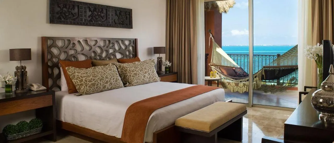 Luxury Getaway Ocean View Hotel Isla Mujeres