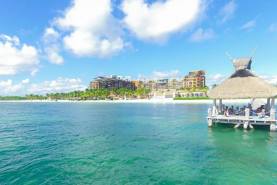 *****  Luxury Getaway Ocean View Hotel Isla Mujeres Mexico